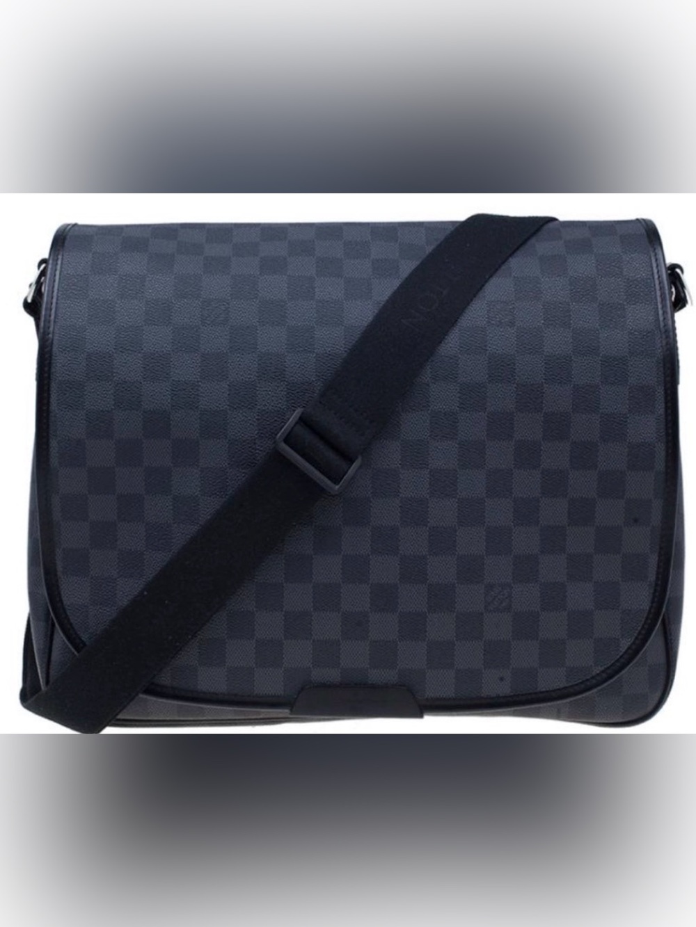 Louis Vuitton Daniel (GM) Damier Graphite Canvas Messenger Bag (NWOT)